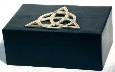 Triquetra Box 4" X 6"