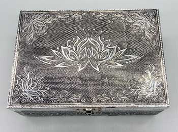 5"x7" Metal Lotus