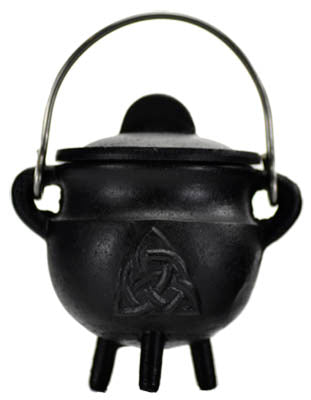 Triquetra Cast Iron Cauldron W-lid 2 3-4"