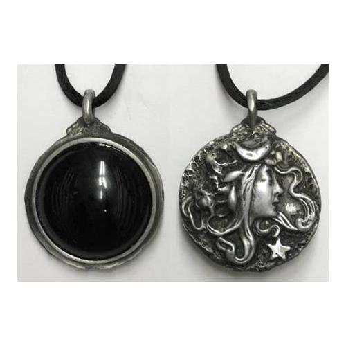 Goddess Scrying Amulet