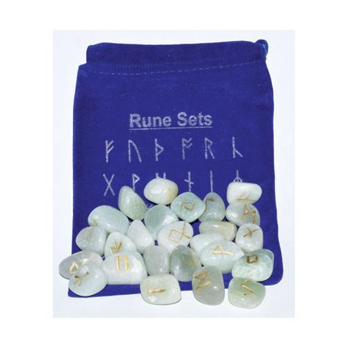Green Aventurine Rune Set